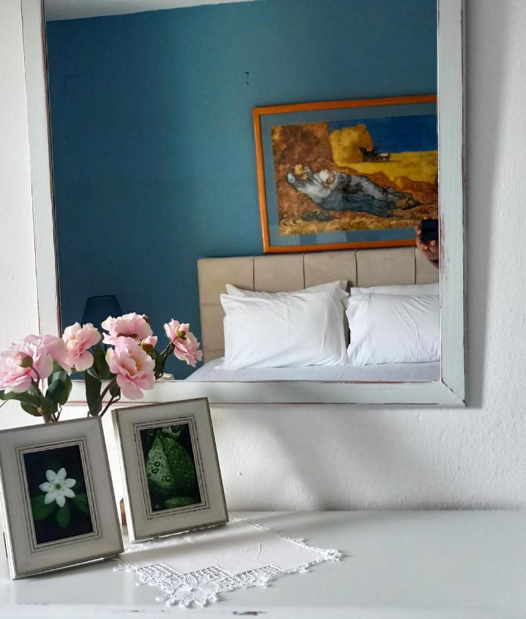 Dora'S House Comfortable Apartment With A Yard And View Pyrgadikia Luaran gambar