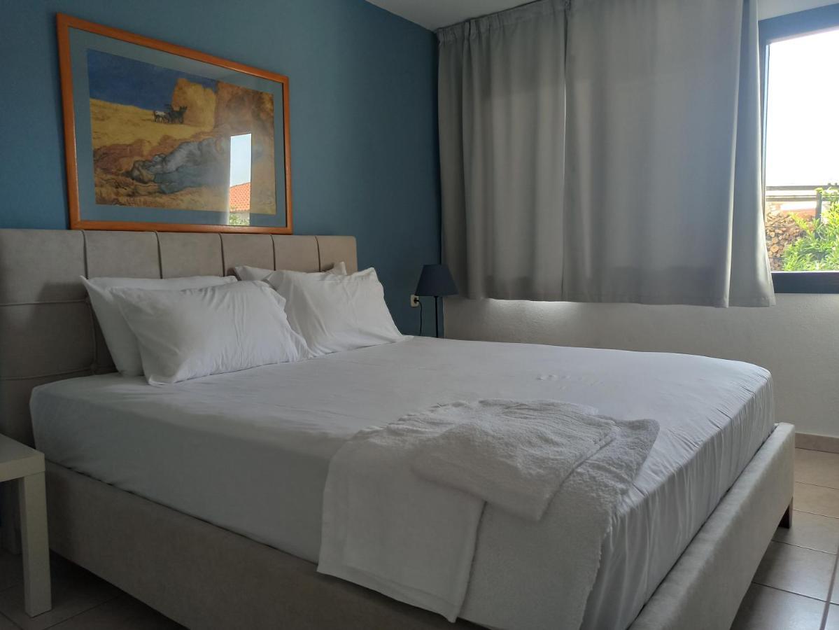 Dora'S House Comfortable Apartment With A Yard And View Pyrgadikia Luaran gambar